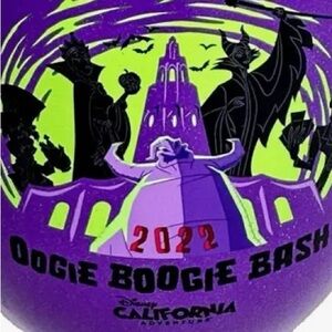 🖤2022 Oogie Boogie Bash 🦇Corkcicle 12oz Tumbler💚